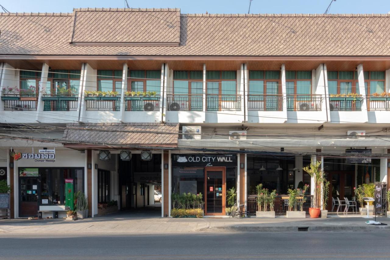 The Old City Wall Inn Chiang Mai Exterior foto