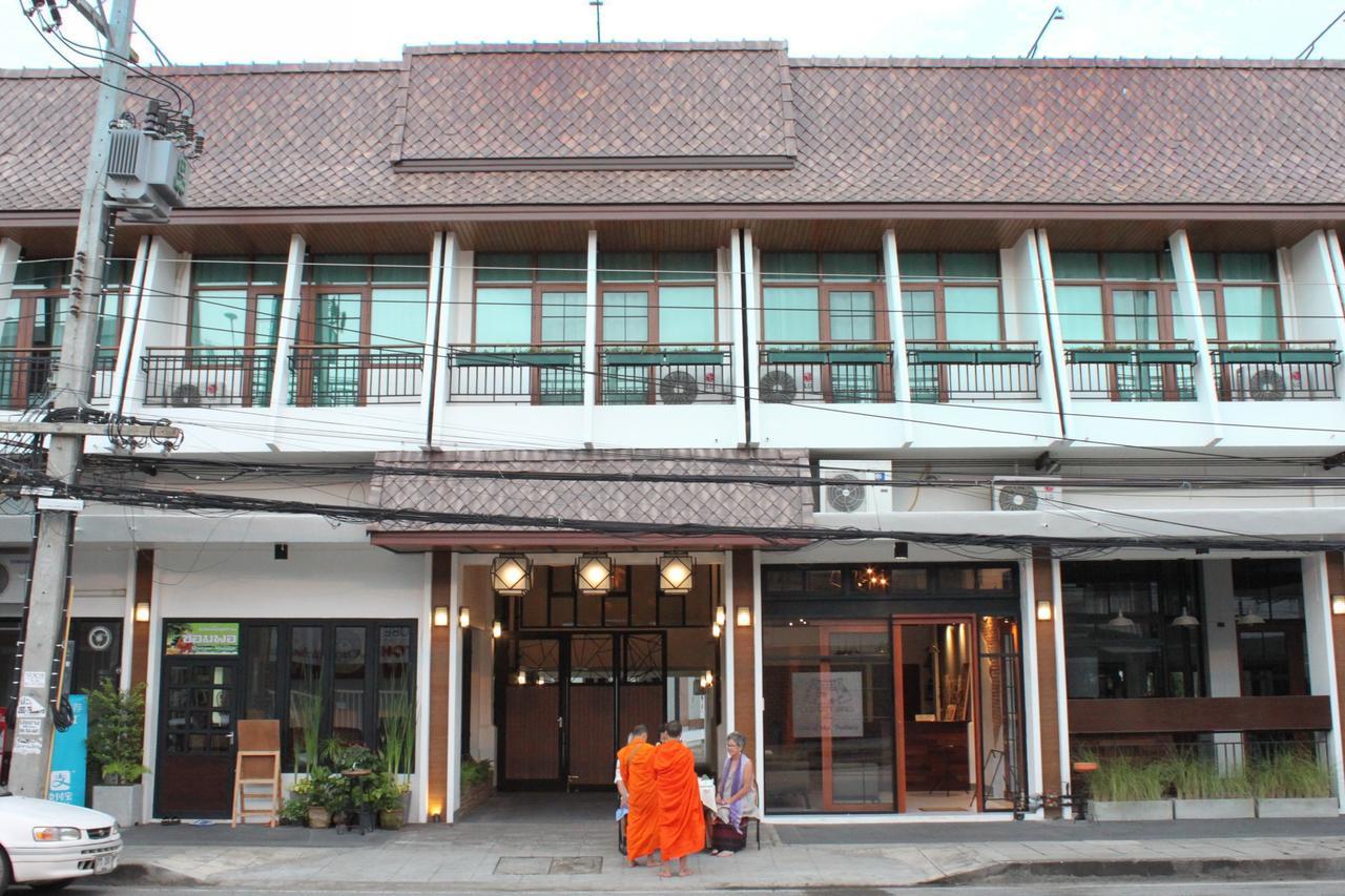 The Old City Wall Inn Chiang Mai Exterior foto