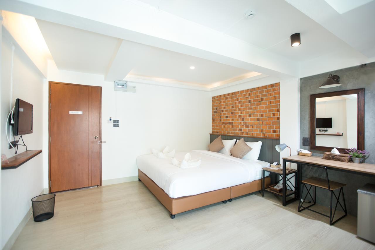 The Old City Wall Inn Chiang Mai Exterior foto